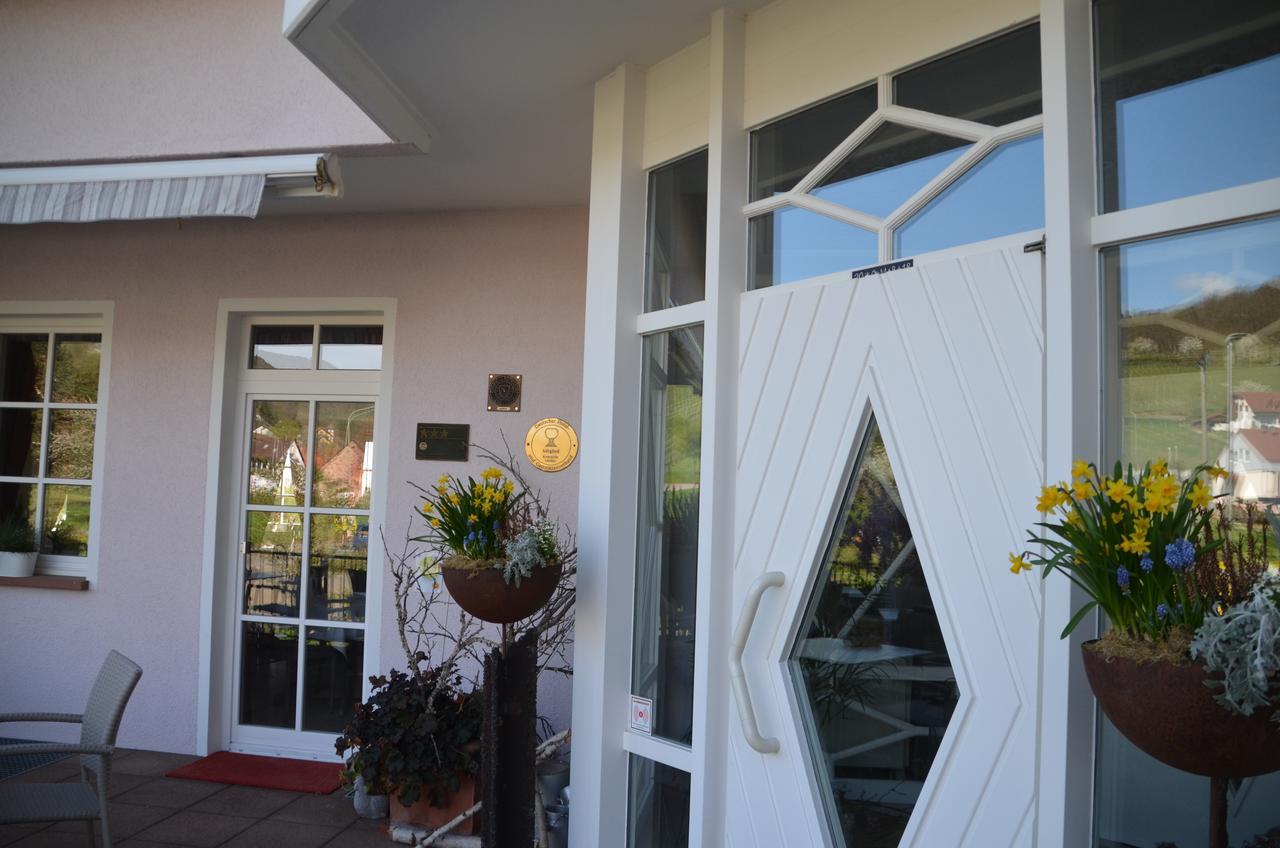 Castell Hotel & Restaurant Leinsweiler Ngoại thất bức ảnh